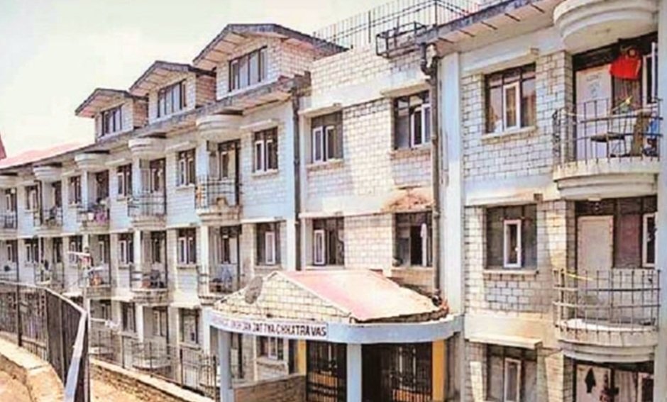 Breaking: HPU हॉस्टल में LLB कर रहे छात्र की गिरने से मौत, जांच में जुटी पुलिस