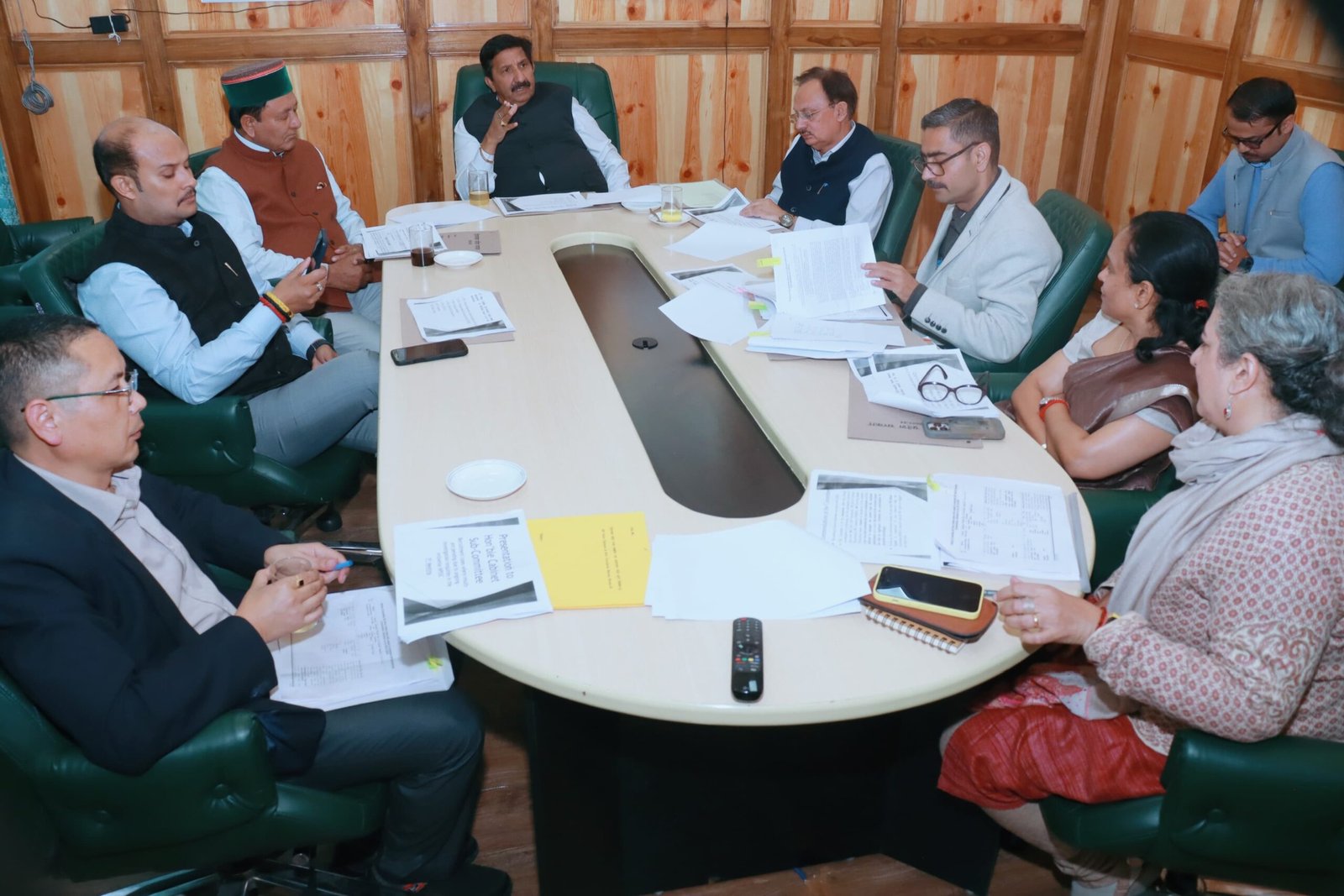 Breaking: कैबिनेट सब कमेटी ने पोस्ट कोड 916, 977 के सफल अभ्यर्थियों को नियुक्ति प्रदान करने की सिफारिश