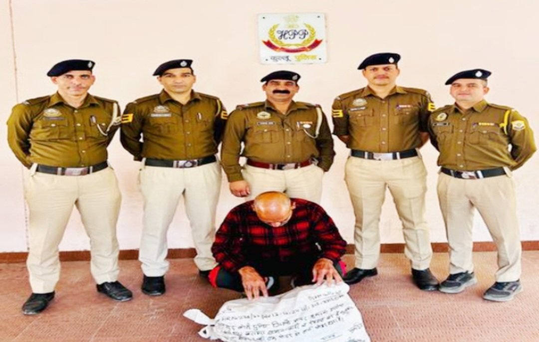 Breaking: पूर्व मंत्री स्व. कर्ण सिंह के घर में चोरी करने वाला उत्तराखंड से धरा