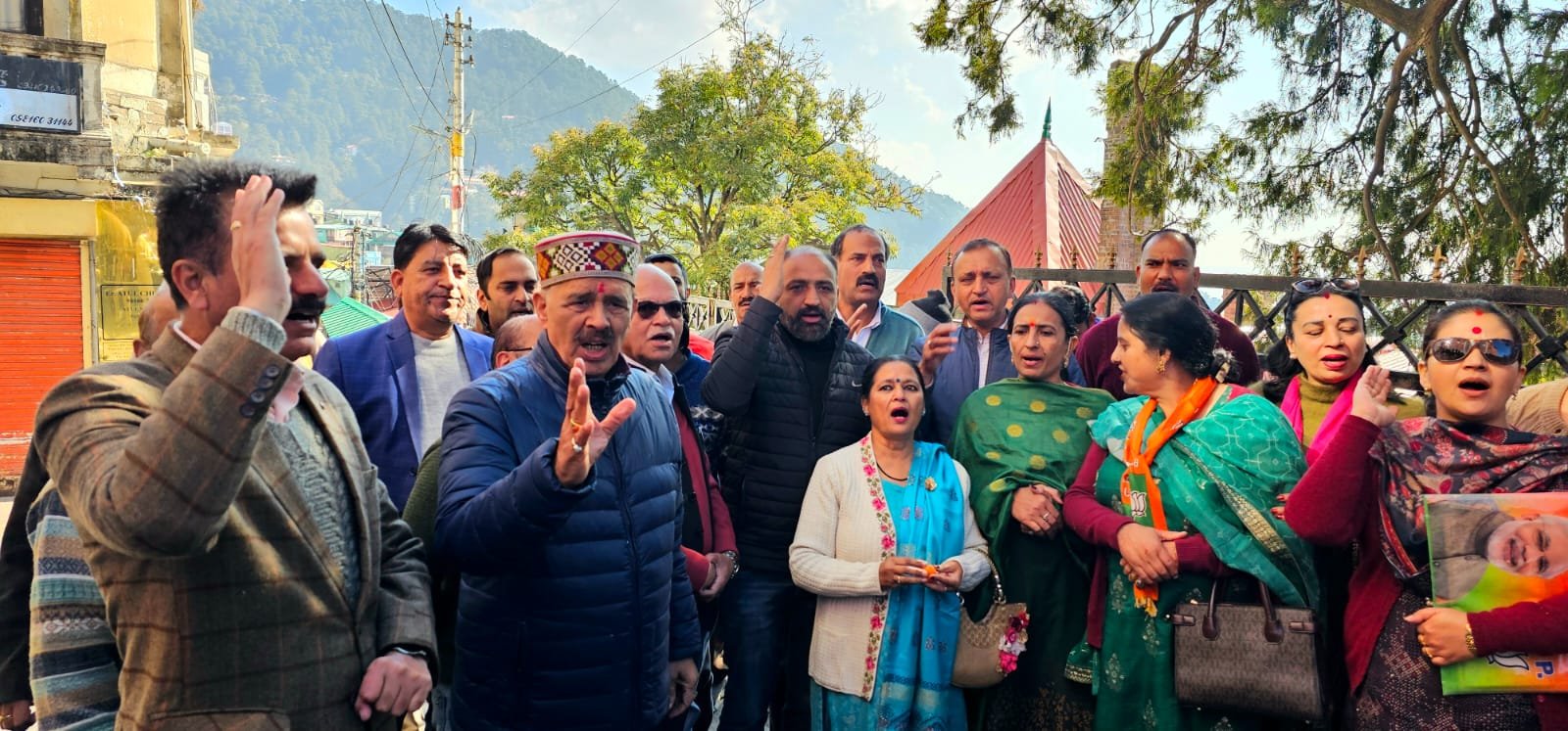 Breaking: महाराष्ट्र चुनाव में प्रचंड जीत पर शिमला BJP ने मनाया जश्न