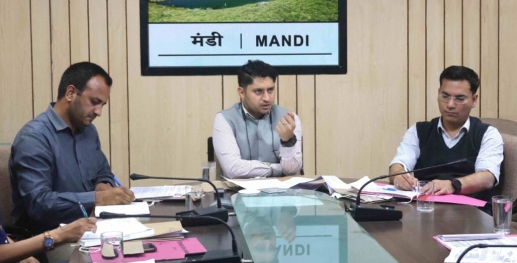 Breaking: अवैध शराब के खिलाफ सूचना देने के लिए हेल्पलाइन 18001808062 शुरू