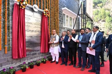 Breaking: रक्षा क्षेत्र को मजबूत करने के लिए AI तकनीक से नए कार्य करने की जरूरत: राजनाथ सिंह