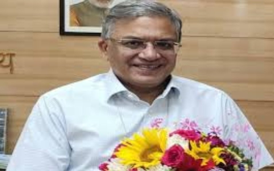 Breaking: 1988 बैच के IAS ज्ञानेश कुमार संभालेंगे भारत के नए मुख्य चुनाव आयुक्त का पदभार