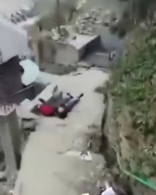 Breaking: मनाली के चिचोगा गांव में रास्ते में मिला युवती का शव,सनसनी