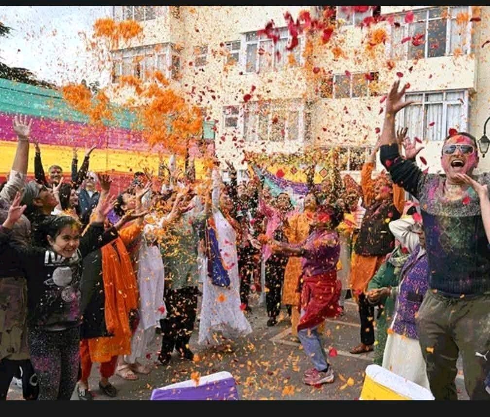 Breaking: होली पर मुख्य सचिव ने HHH में दी पार्टी सवा लाख का बिल सरकार को भेजा