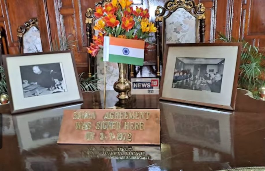 Breaking:पहलगाम आतंकी हमले के बाद राजभवन से हटाया भारत पाक समझौता टेबल व पाकिस्तान झंडा