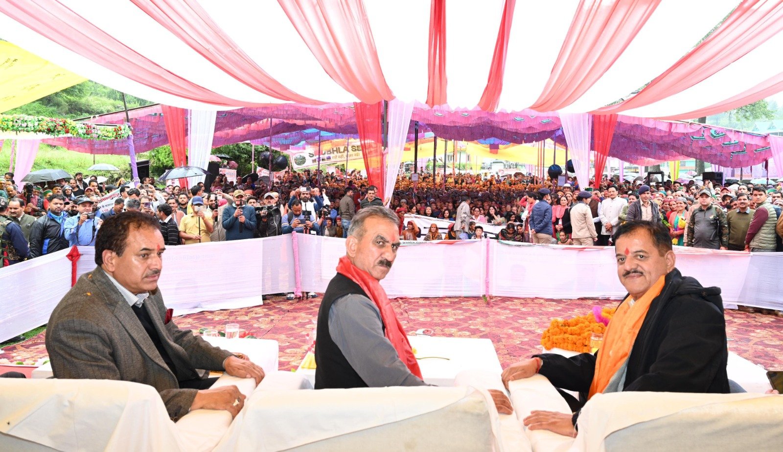 Breaking: CM सुक्खू ने बागा सराहन में 81.30 करोड़ की 21 योजनाएं जनता को की समर्पित