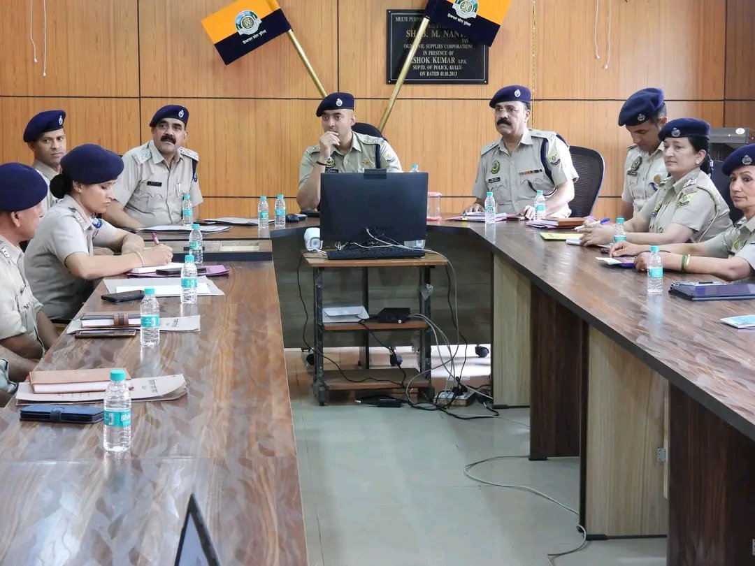 नशा तस्करी में संलिप्त व्यक्तियों के विरुद्ध सख्त कानूनी कार्रवाई की जाए: SP कुल्लू