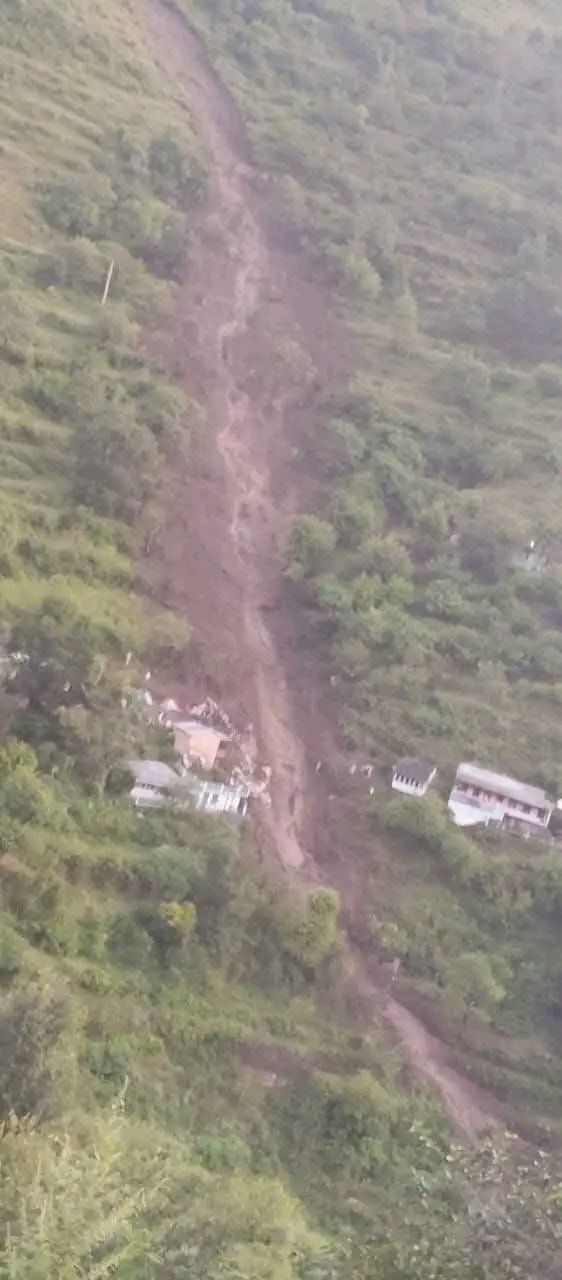 Breaking: निरमंड घाटू पंचायत के शर्मानी में भूस्खलन की चपेट में आया मकान 4 लापता 3 सुरक्षित एक की मौत